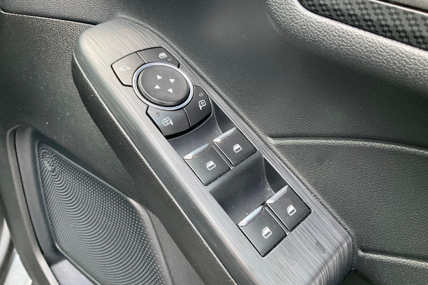 Ford KUGA Photo 15