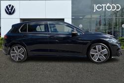 VOLKSWAGEN Golf Photo 4