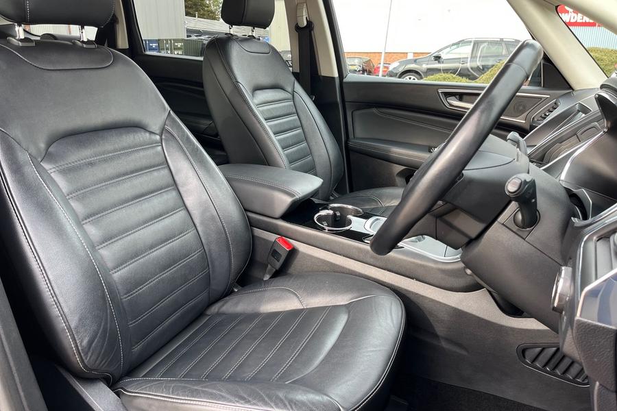 Ford Galaxy Photo autoimg-83d1c13072f8d9f8932c863523f1f75123ec8b22.jpg