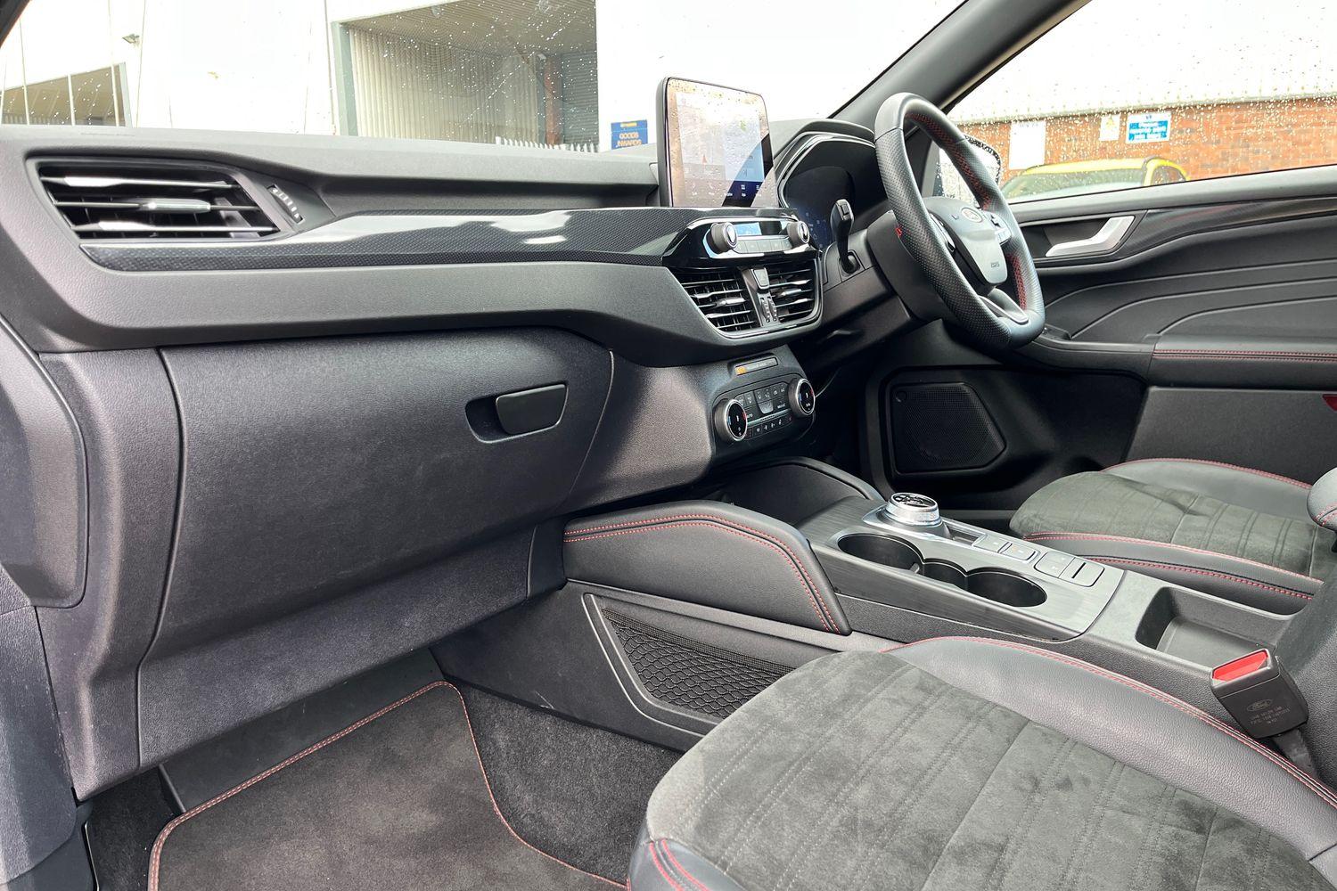 Ford KUGA Photo 17