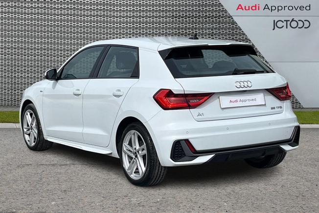 AUDI A1 Photo 3