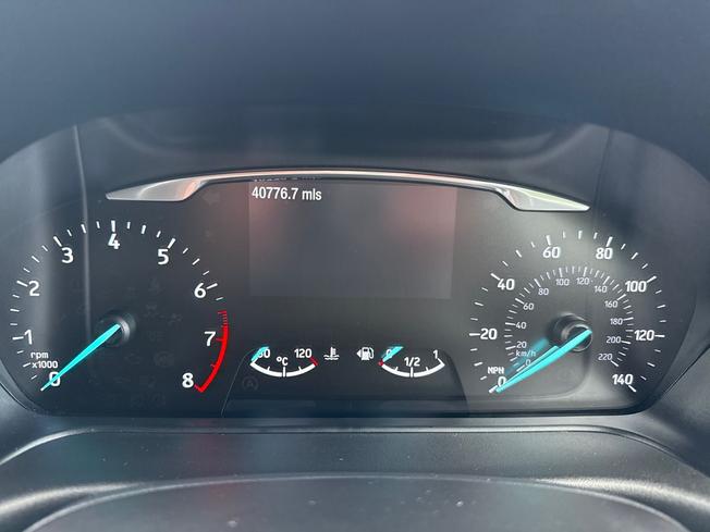 FORD Fiesta Photo 15
