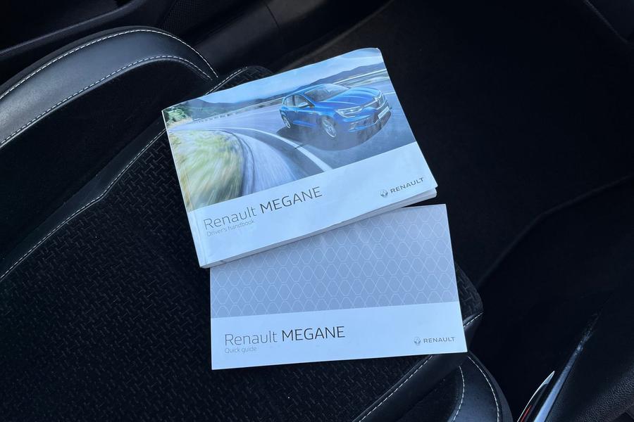 Renault MEGANE Photo autoimg-83dbd8f77cb602c3a4ff947680ef349d77e838bb.jpg