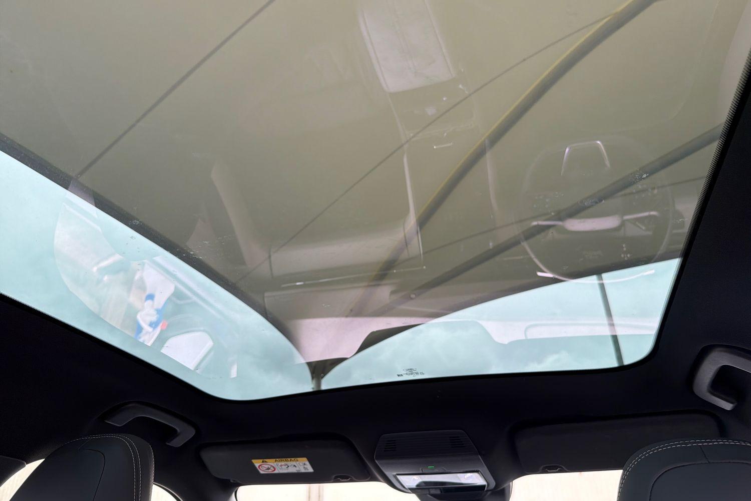 Ford Explorer Photo 22