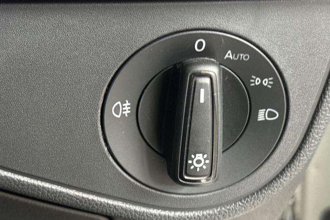 VOLKSWAGEN Polo Photo 27