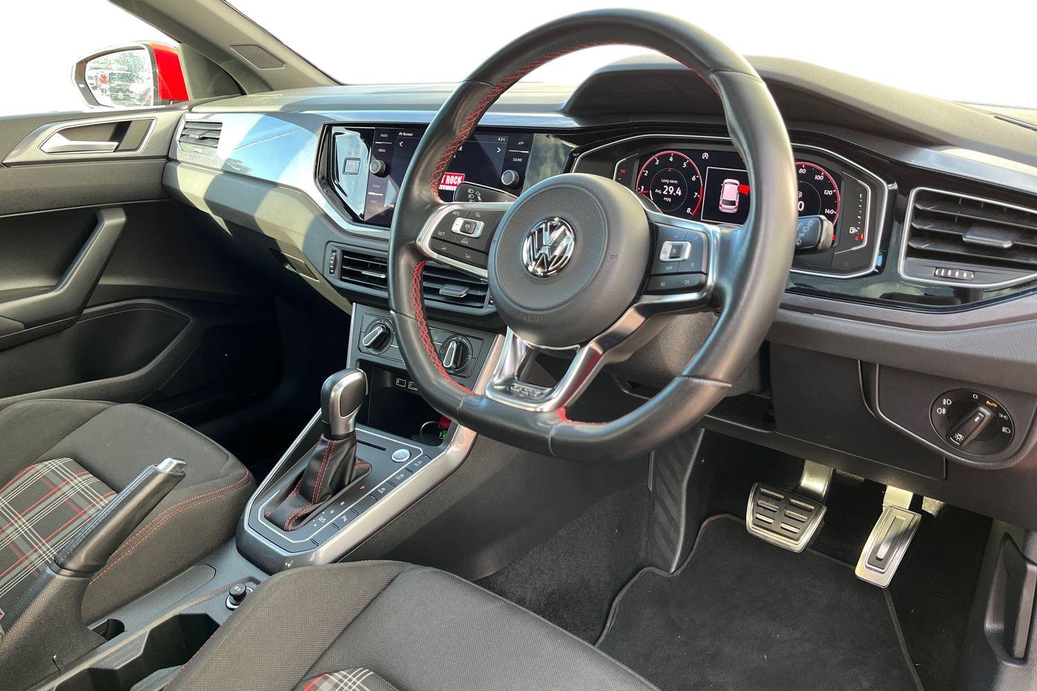 Volkswagen POLO Photo 8