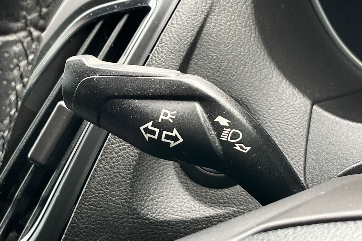 Ford FOCUS Photo 13