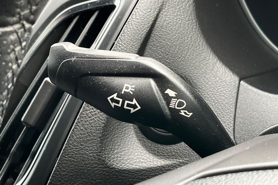 Ford FOCUS Photo autoimg-83ed33bc35764587d7e09fd27d1112c78f9c5564.jpg
