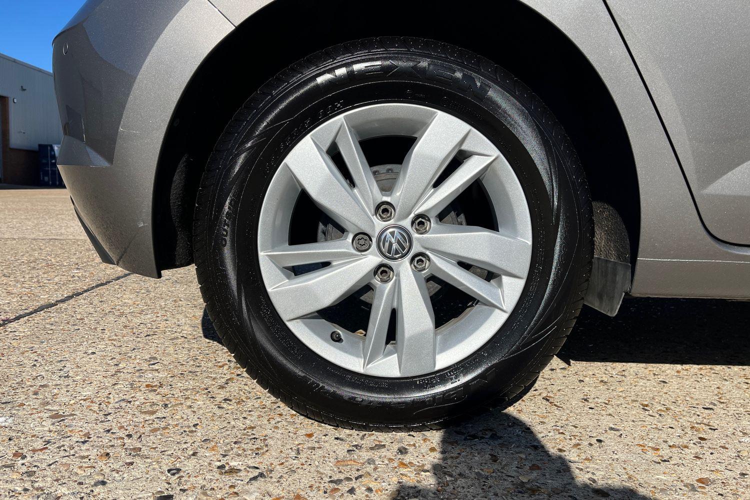 Volkswagen Polo Photo 7
