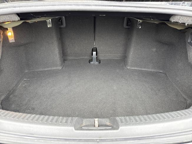 VOLKSWAGEN Beetle Photo 12
