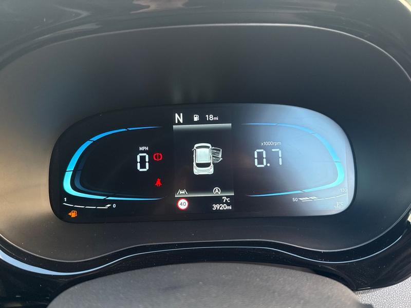 Used Hyundai i10 DV74NXL 14