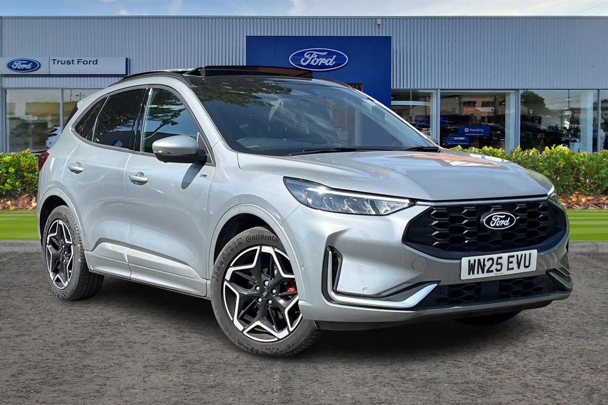 Ford Kuga listing photo