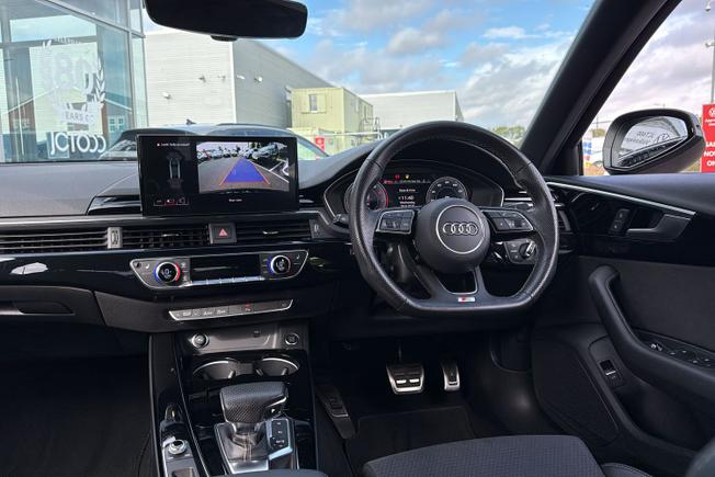 AUDI A4 Photo 40