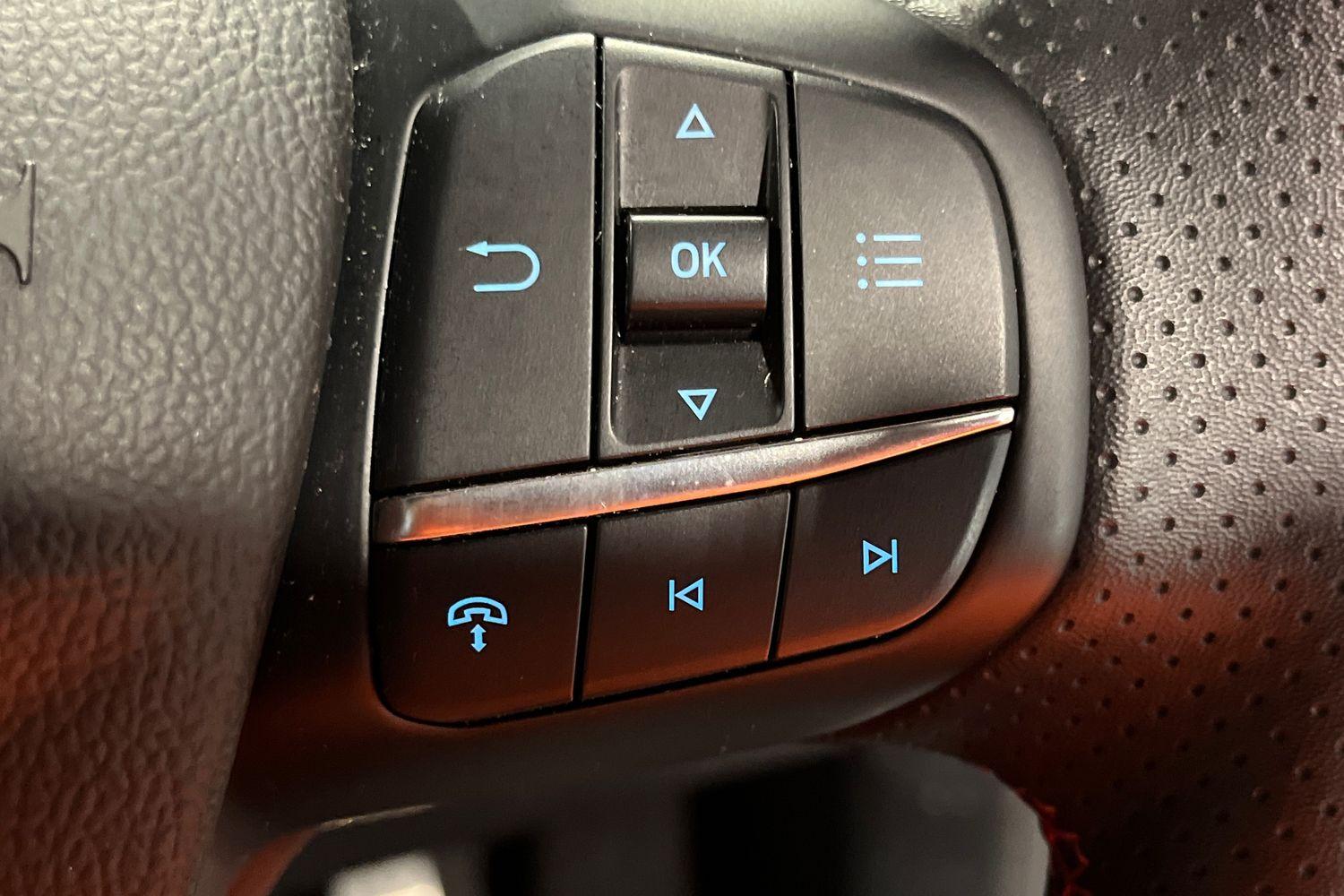 Ford KUGA Photo 33