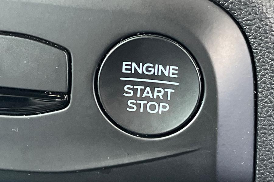 Ford FOCUS Photo autoimg-840200e054dd26818bb704cdbed514dc5b50af14.jpg