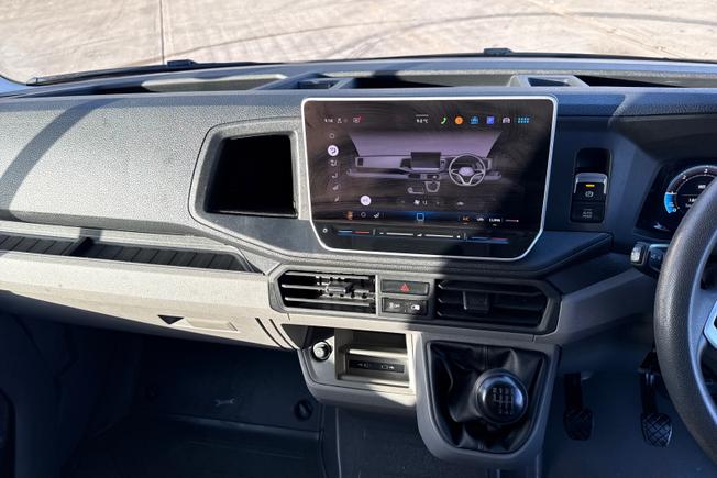 VOLKSWAGEN Crafter Photo 42