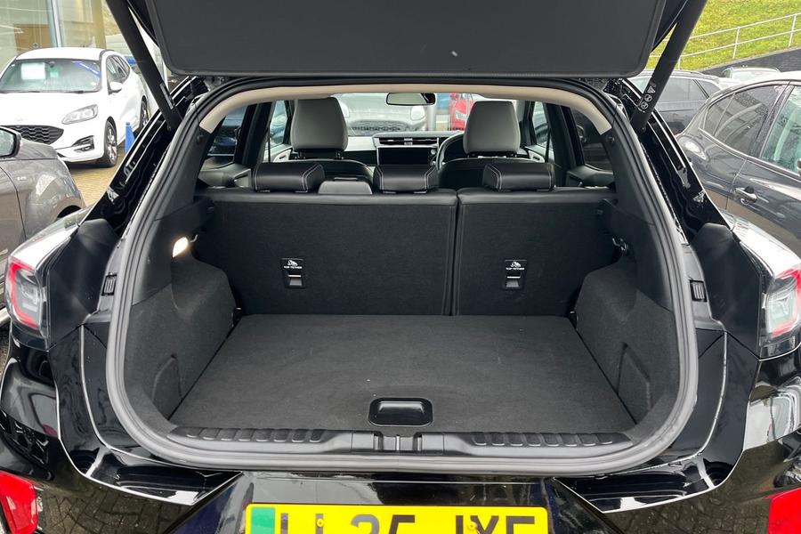 Ford Puma Gen-E Photo autoimg-8406aefa1b5bcae8249df04fffc2dd940eac0ebc.jpg