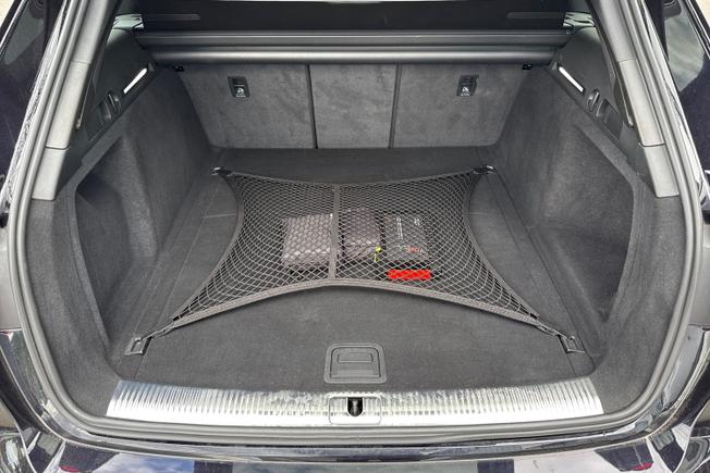 AUDI Rs4 Avant Photo 12
