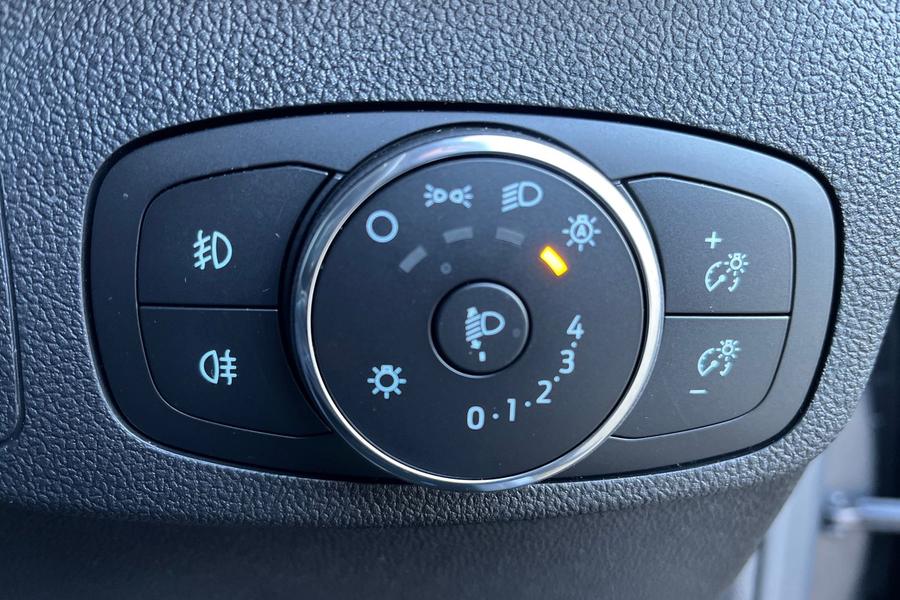 Ford Focus Photo autoimg-84091c66c12b68b0ebee6bb49989ce71f4db09a9.jpg