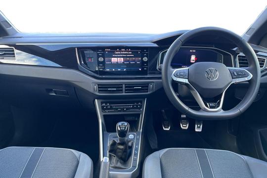 Volkswagen Polo Photo autoimg-840be376efd864c1fcc09778f4a5c82a2828cd5e.jpg