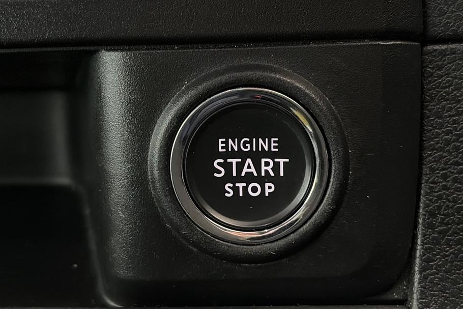 Used Vauxhall Vivaro FL22PCU 17