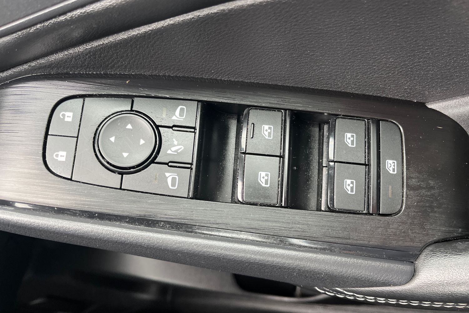 Nissan QASHQAI Photo 15