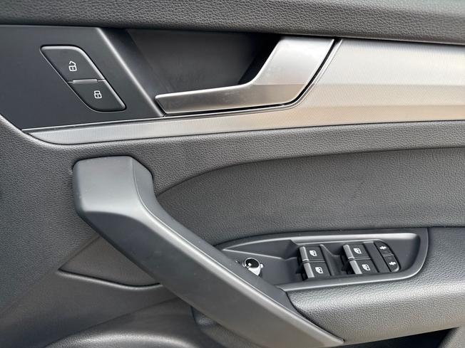 AUDI Q5 Photo 30