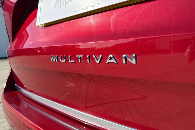 VOLKSWAGEN Multivan Photo 35