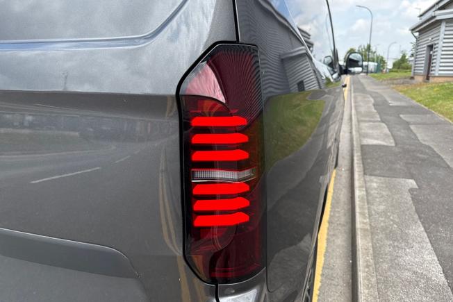 Volkswagen Transporter Photo 18