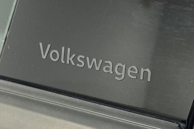 VOLKSWAGEN Tiguan Photo 34