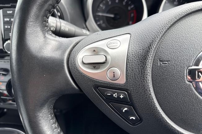 NISSAN Juke Photo 16