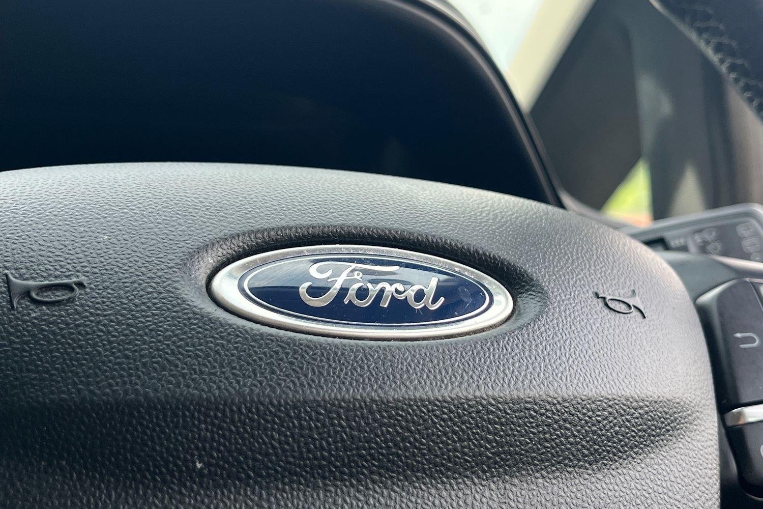 Ford Fiesta Photo 39