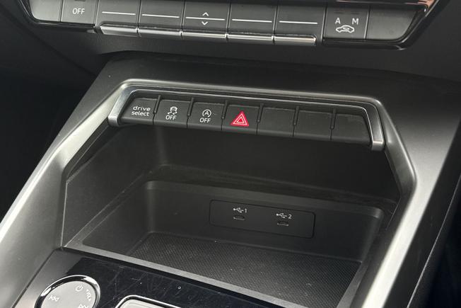 AUDI A3 Photo 39