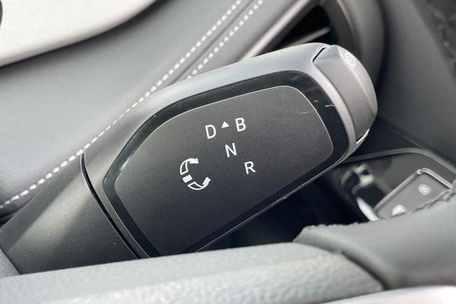 VOLKSWAGEN ID.3 Photo 44