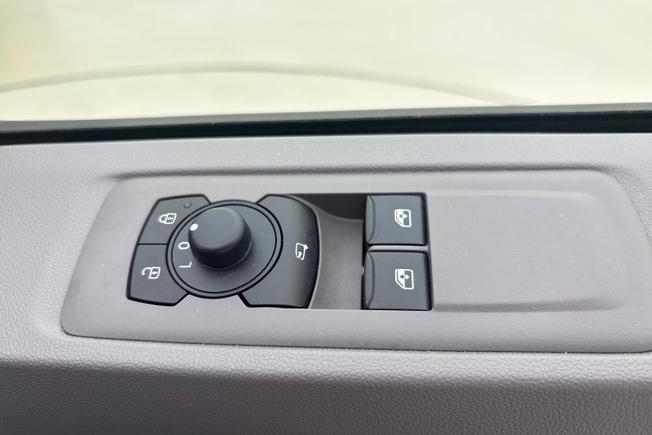 Volkswagen TRANSPORTER Photo 28