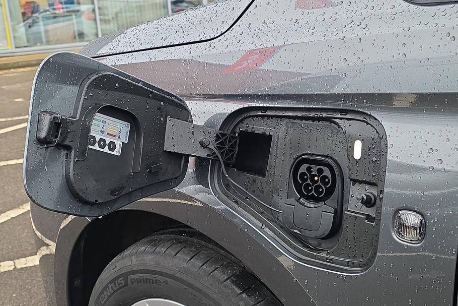 Used FORD TRANSIT CONNECT WR75JBE 16