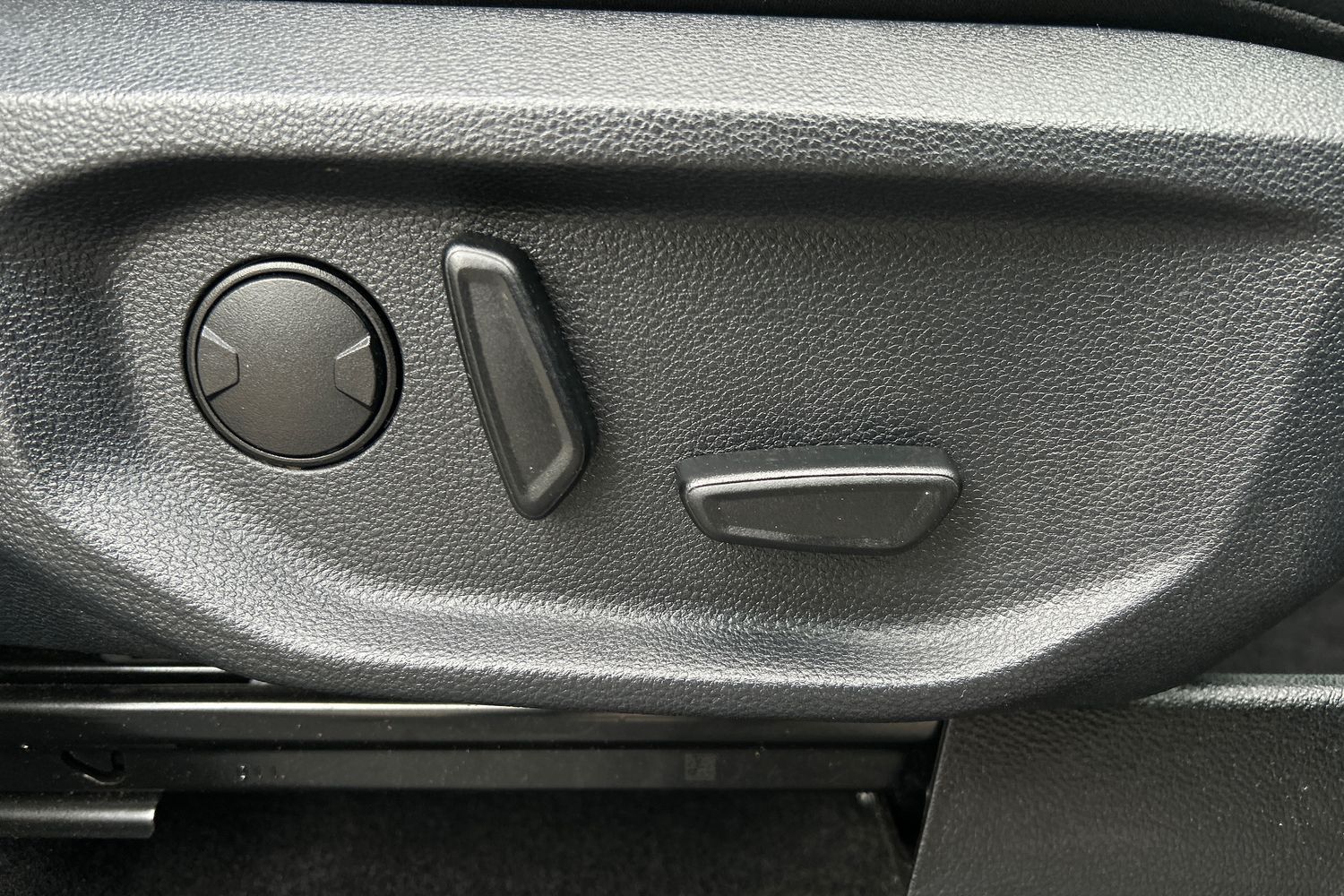 Ford RANGER Photo 31