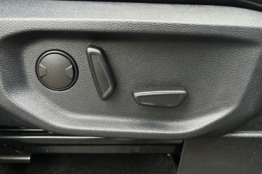 Ford RANGER Photo autoimg-84286d0f10bc80eae3e3214f45152fe7fb4356b2.jpg