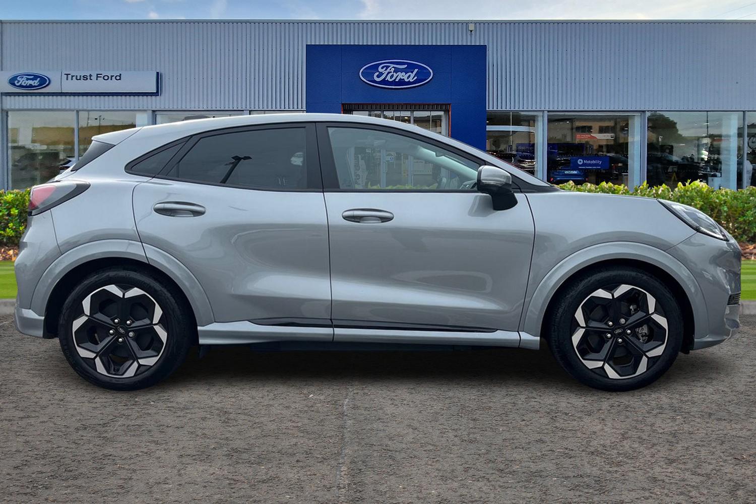 Ford Puma Gen-E Photo 2