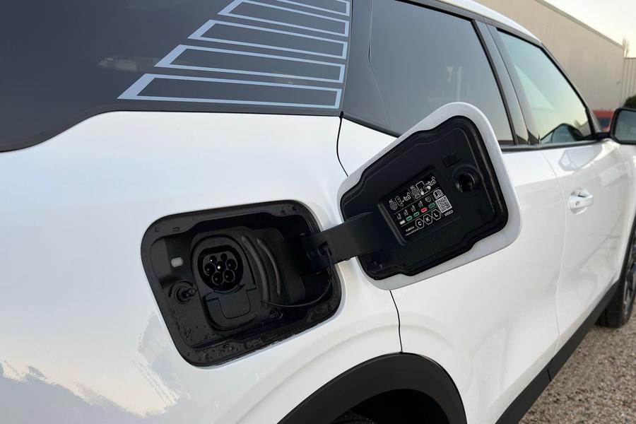 Ford Explorer Photo autoimg-842b83adb7fb8dd87224f4308924266b1b77f504.jpg