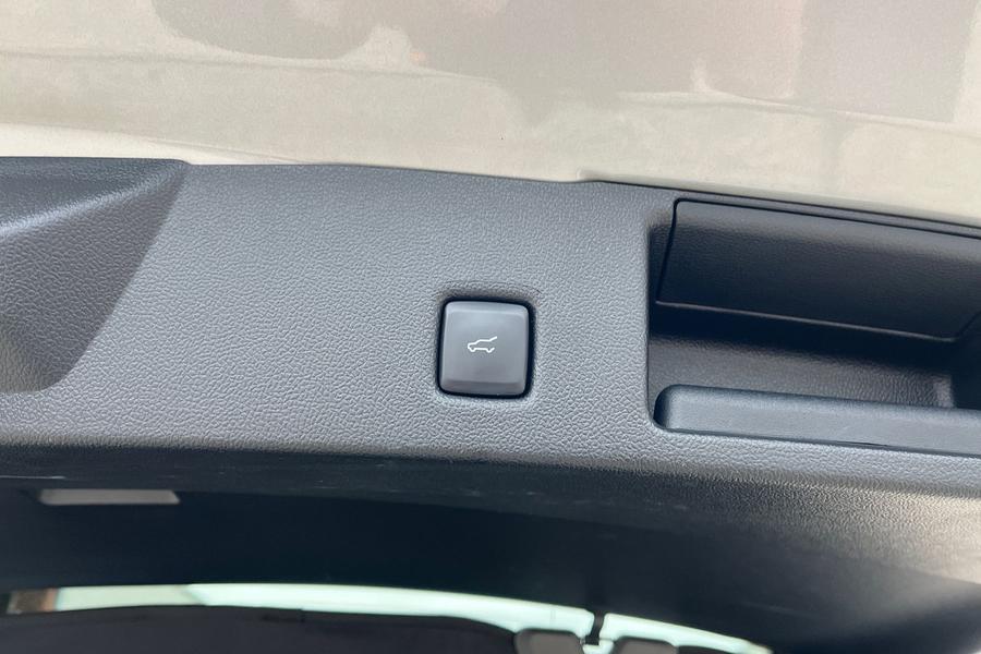 Ford Kuga Photo autoimg-842c979397f2816d62df9b9e9ebf1bf8152b51ef.jpg