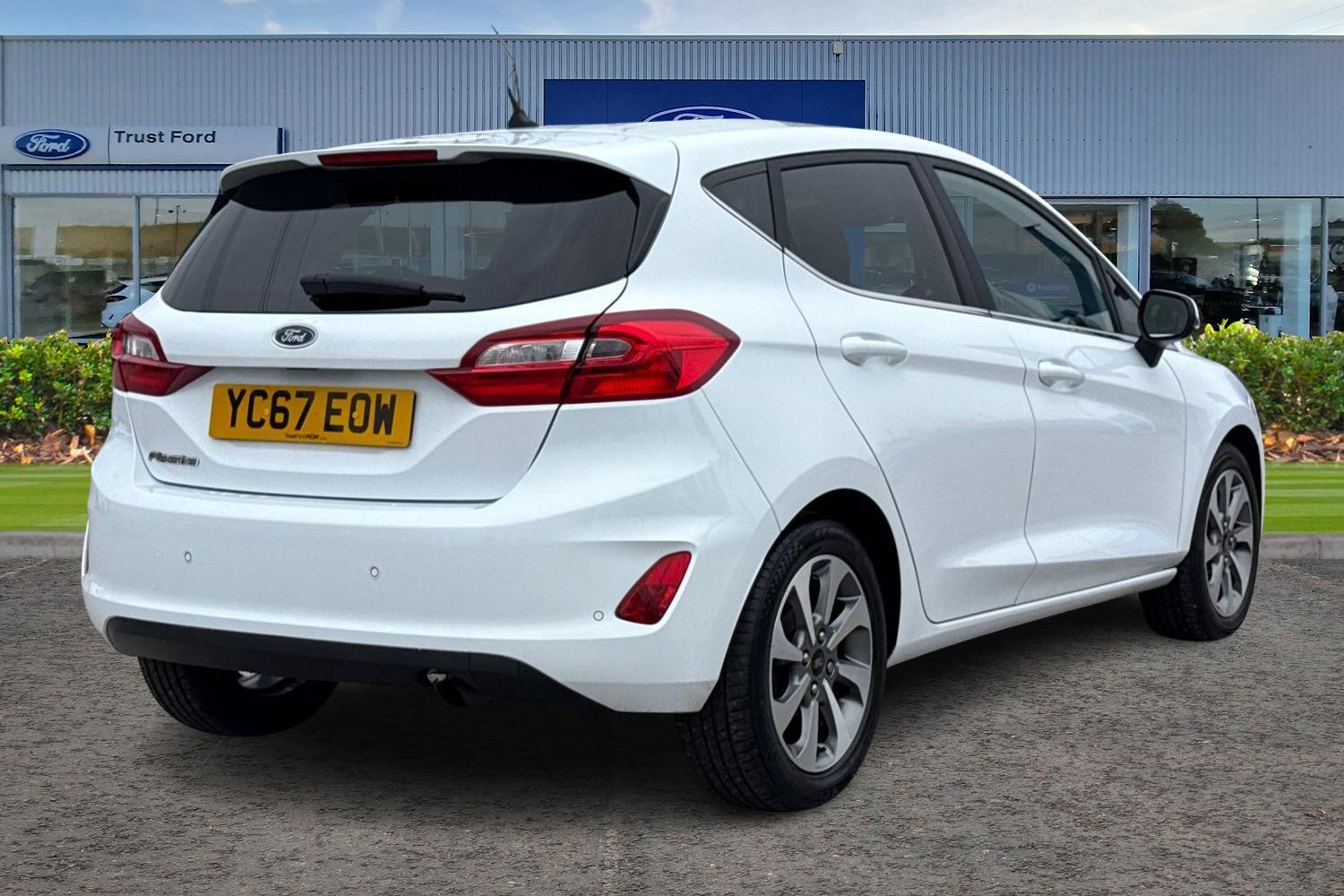 Ford FIESTA Photo 3