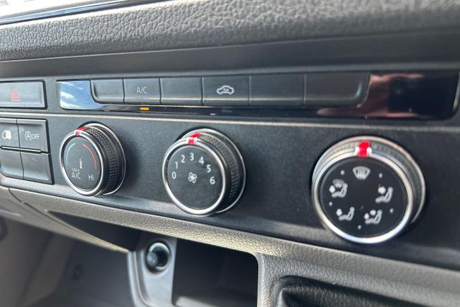 VOLKSWAGEN Crafter Photo 39