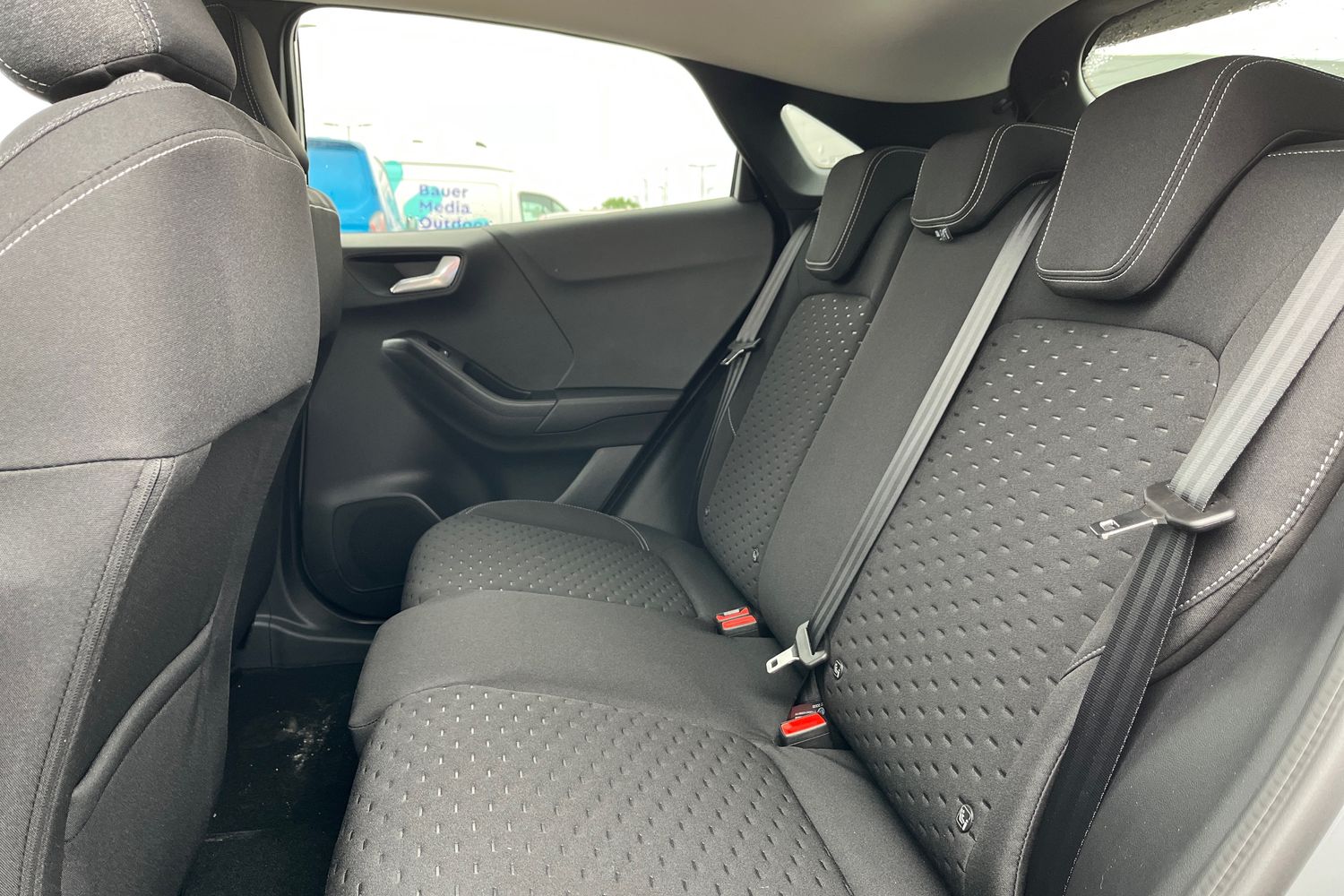 Ford PUMA Photo 19