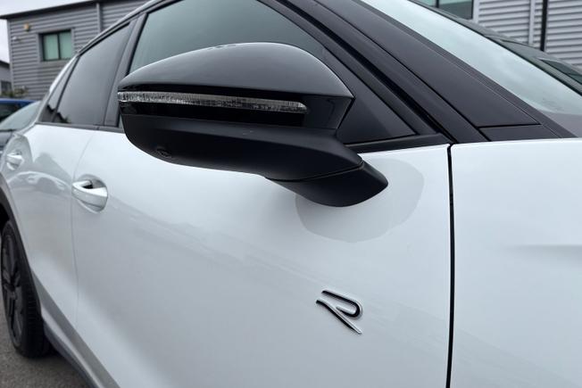 VOLKSWAGEN T-Roc Photo 20