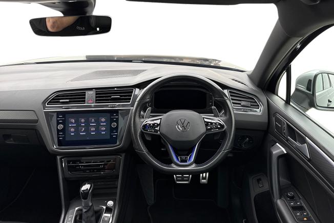 VOLKSWAGEN Tiguan Photo 11
