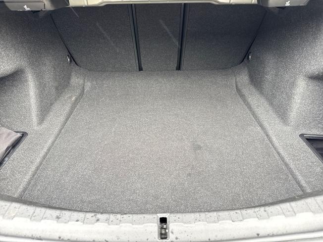 BMW 3 Series Photo 12
