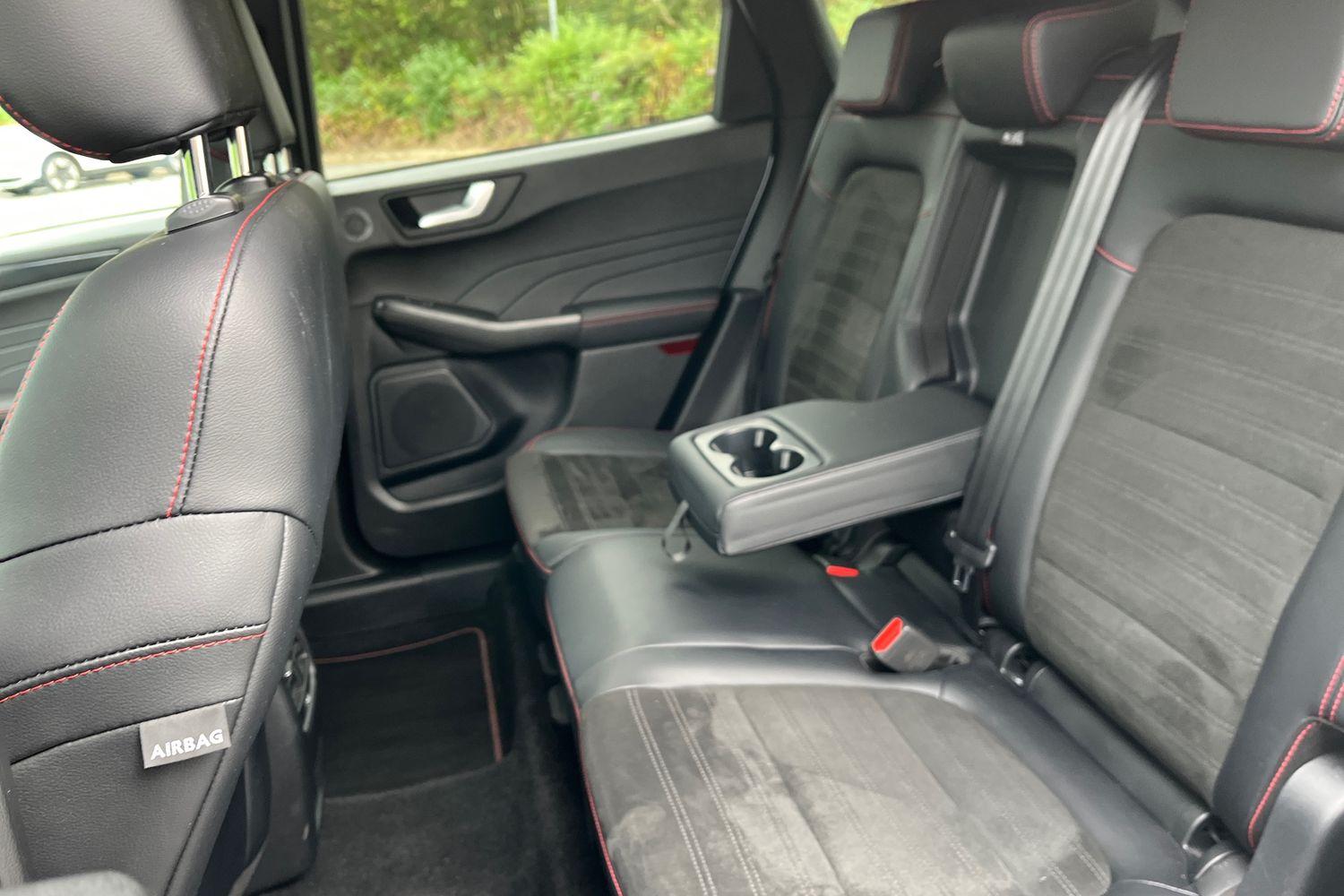 Ford Kuga Photo 36