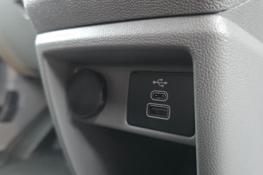 Used FORD TRANSIT CUSTOM WR75MXD 17