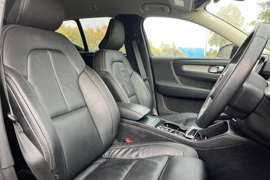 Volvo XC40 Photo autoimg-8446c0cb3f3dd6e7ac6bcf2d050d56a5967e2d4a.jpg